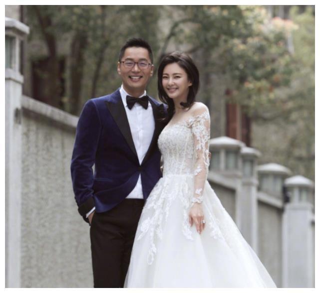 张雨绮疑回应与袁巴元离婚：从不后悔，活的开心最重要