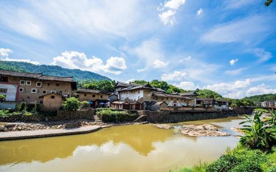 ​龙岩旅游必去十大景点推荐，个个都是好去处，有空一定要去看看！