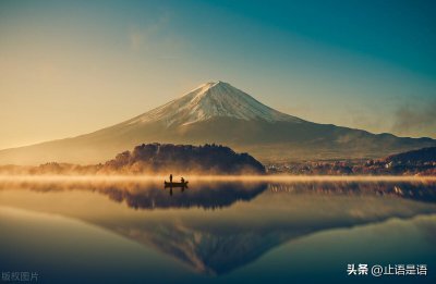 ​亚里士多德认为美的主要形式是秩序、均匀和明确