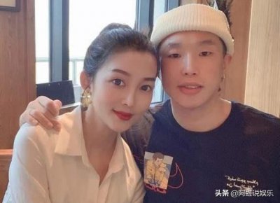 ​烧饼老婆叫什么名字：烧饼老婆的资料及照片